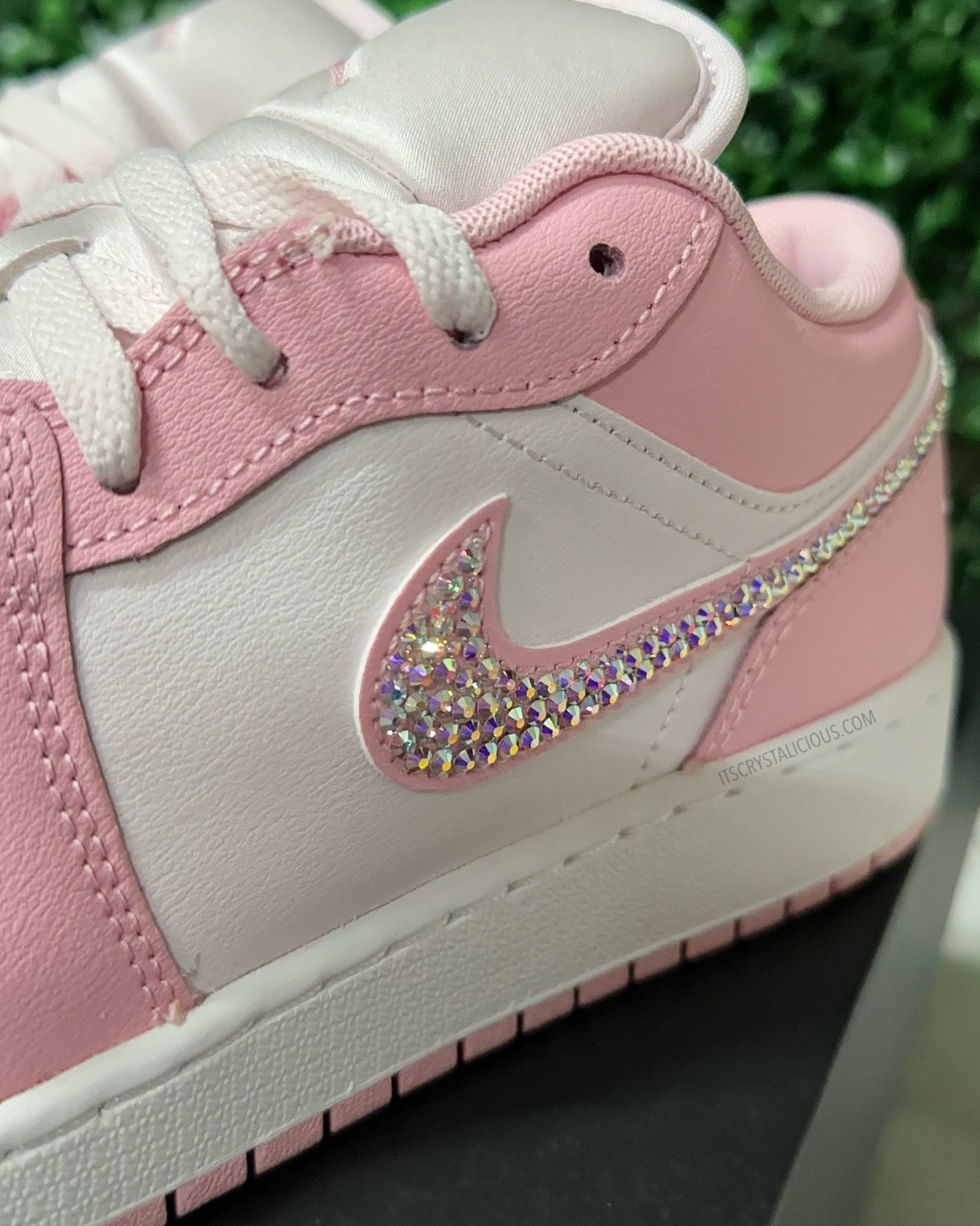 Jordan 1 - White/Pearl Pink/Crystal AB - Lows* - It's Crystalicious®