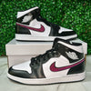 Jordan 1 - Panda/Fuchsia - Mids*
