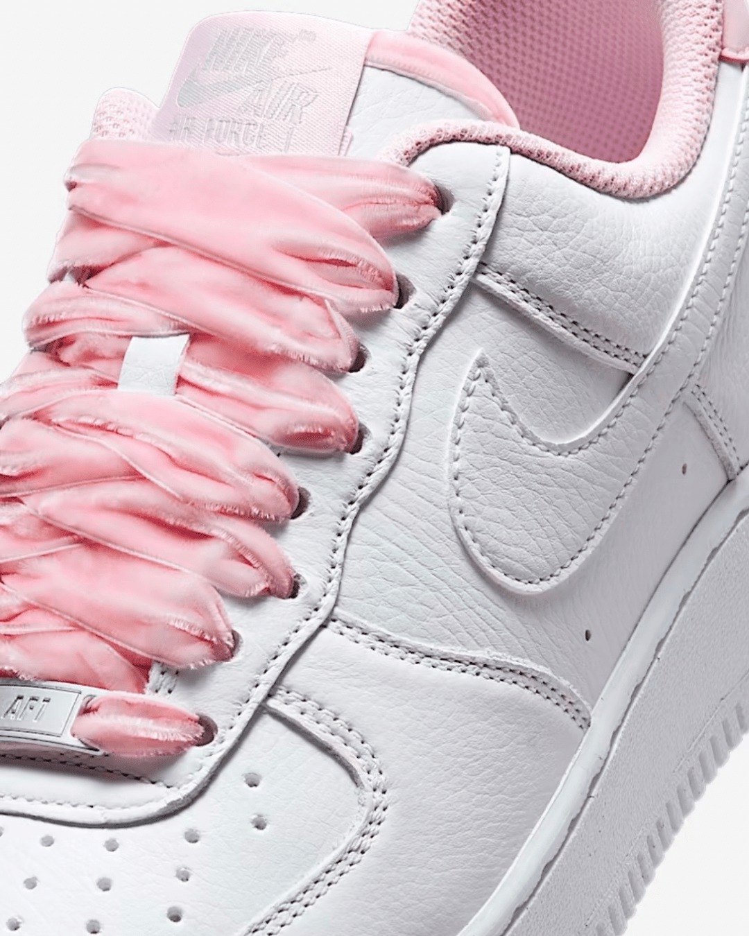 Special Edition Nike Air Force 1 - Pink Foam Velvet * - It's Crystalicious®