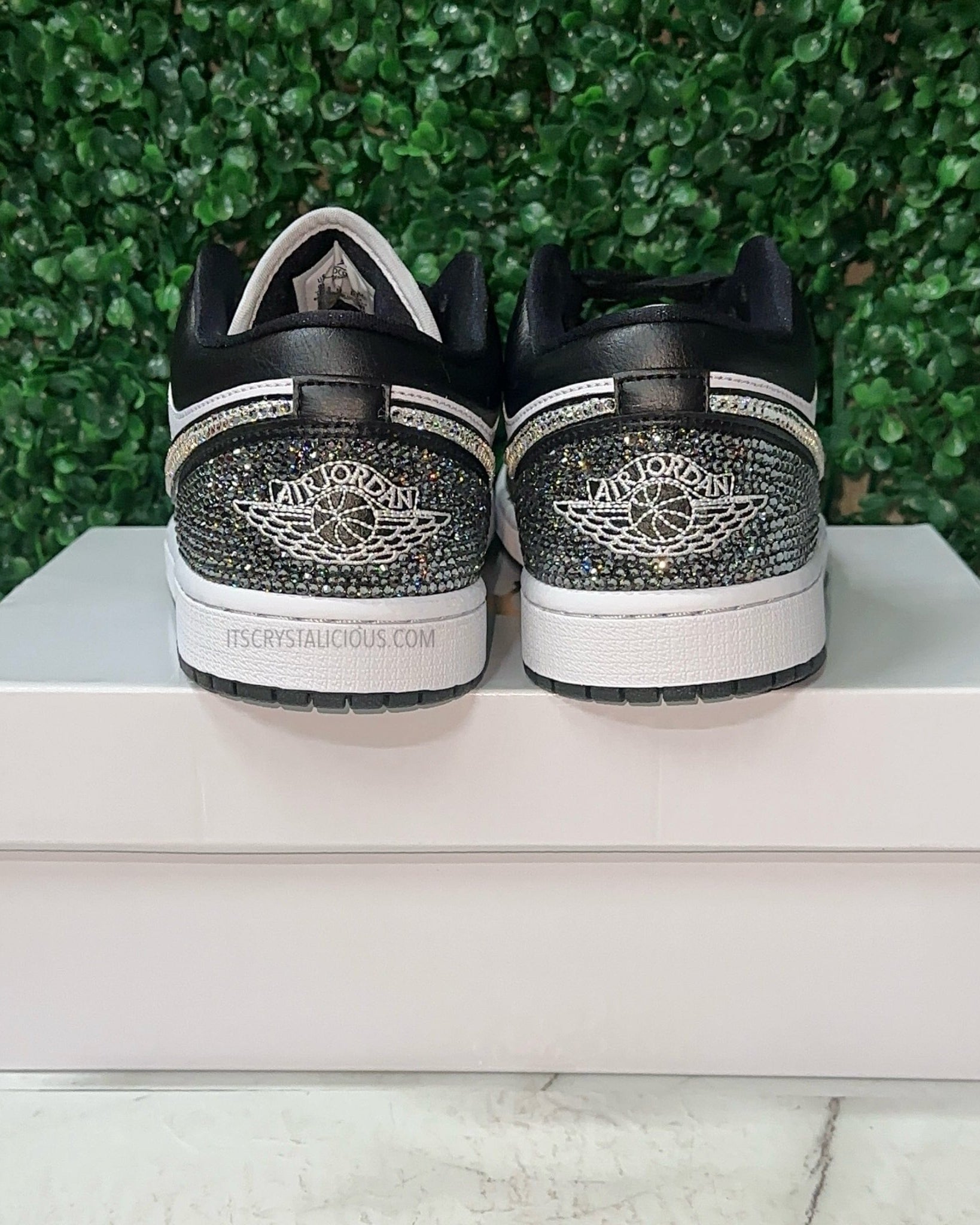 Jordan 1 - Panda/Crystal/Nightfall * - It's Crystalicious®