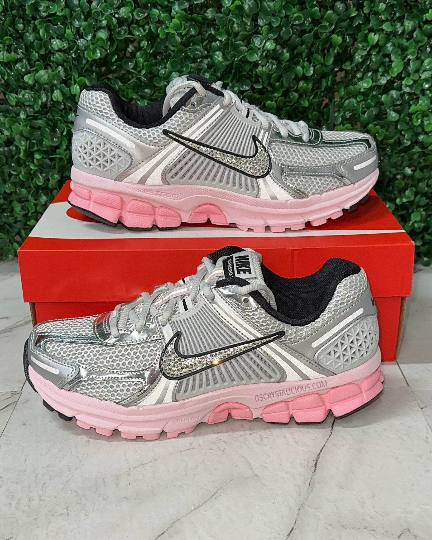 Nike Zoom Vomero 5 - Pink Foam/Crystal* - It's Crystalicious®