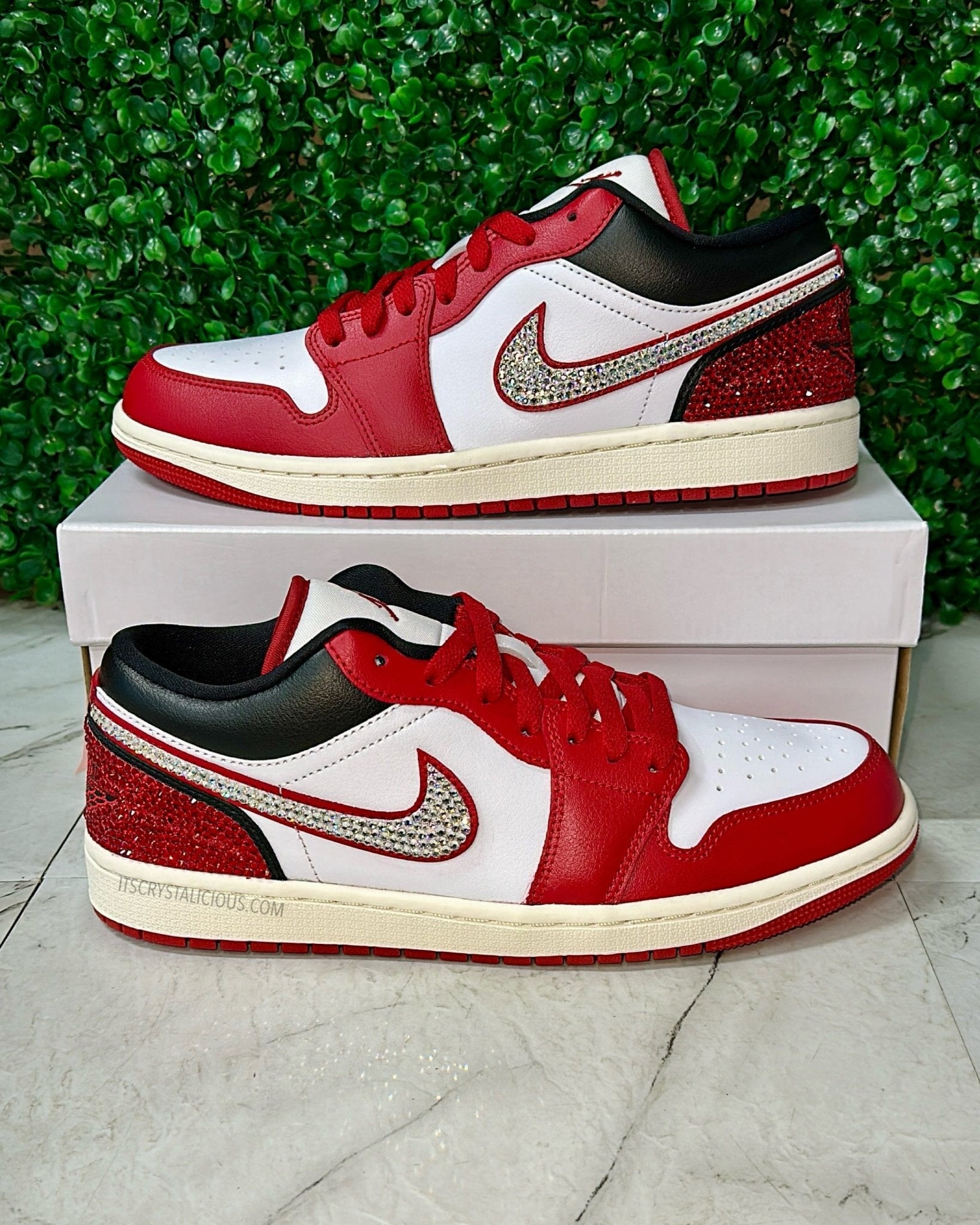 Jordan 1 - Gym Red/Crystal/Lt Siam * - It's Crystalicious®