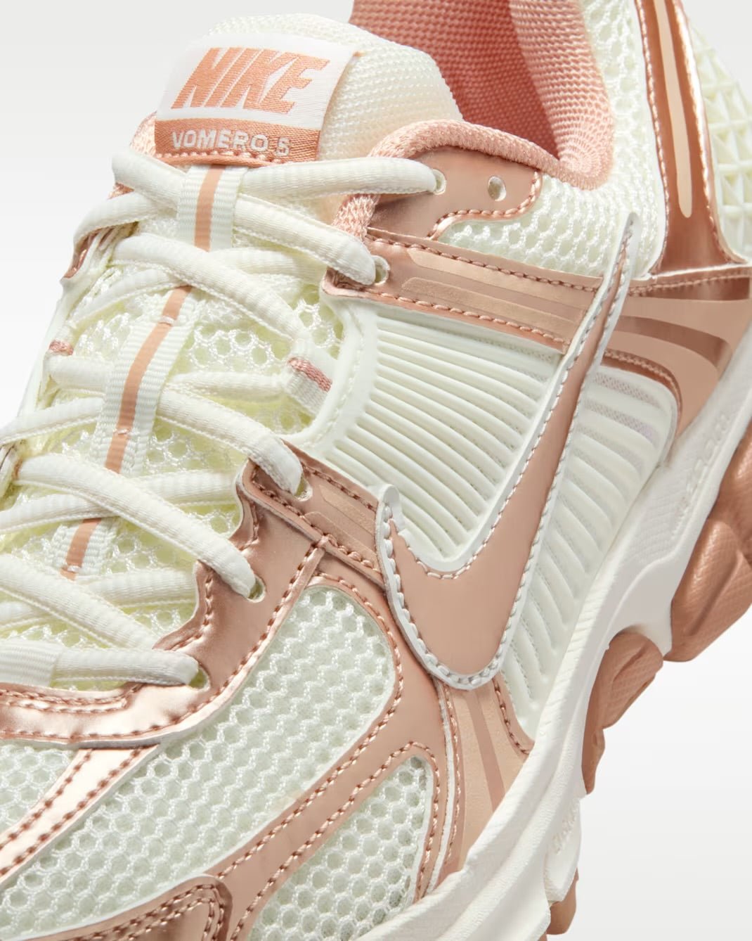 Nike Zoom Vomero 5 - Rose Gold * - It's Crystalicious®