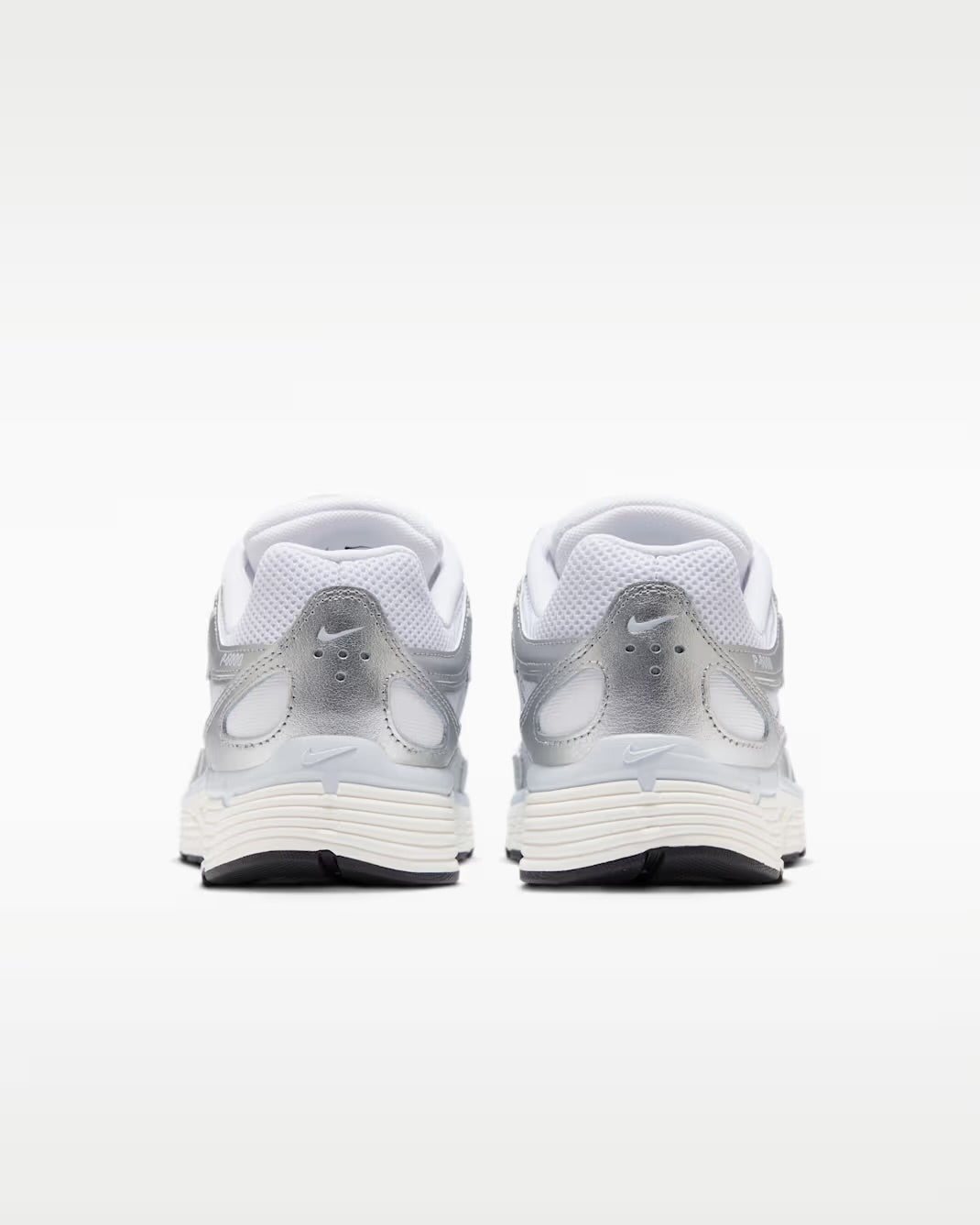 Nike P - 6000 Crystal Silver * - It's Crystalicious®