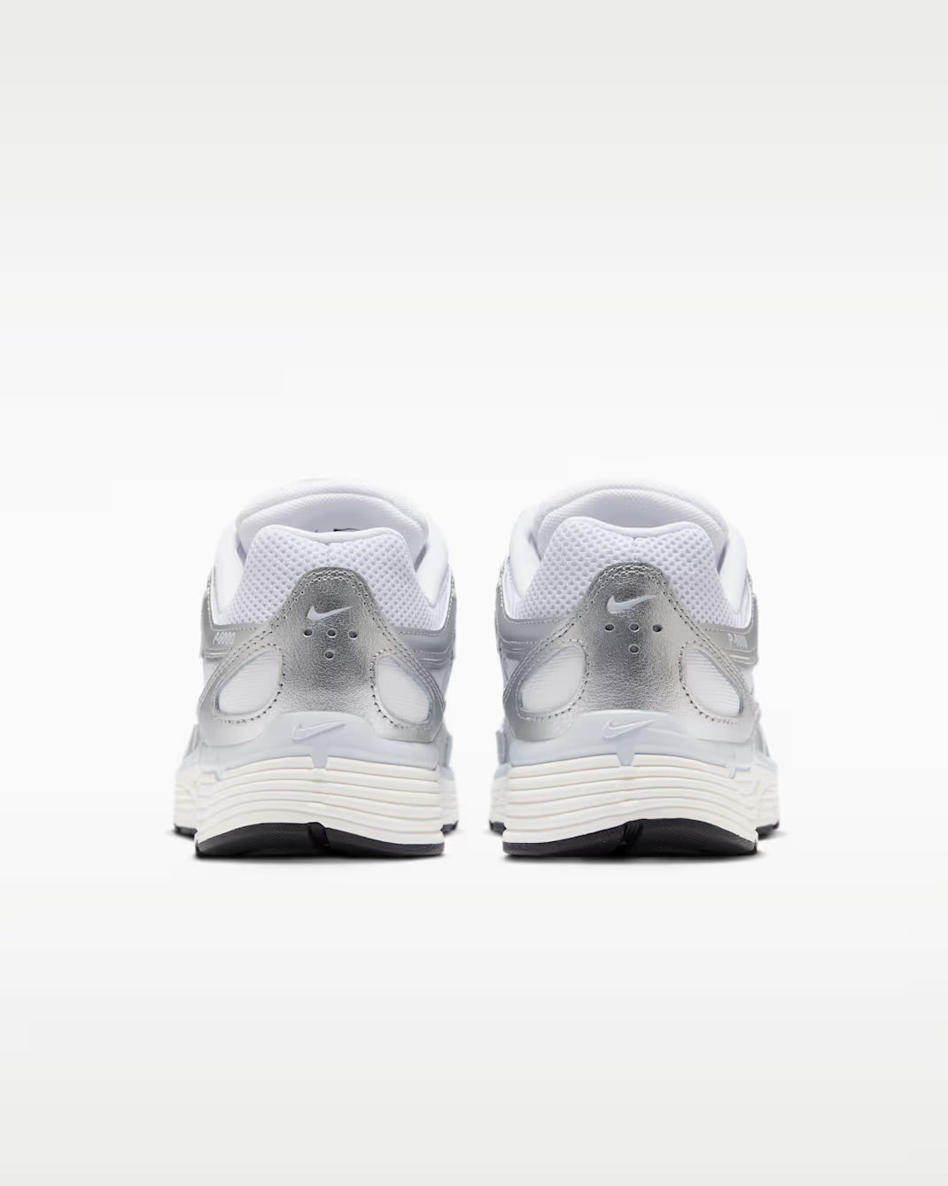 Nike P - 6000 Crystal Silver * - It's Crystalicious®