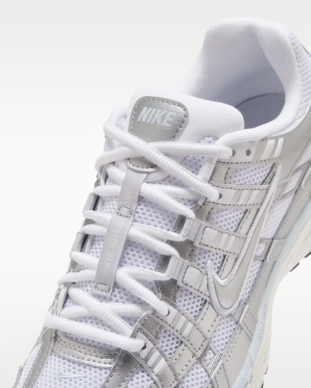 Nike P - 6000 Crystal Silver * - It's Crystalicious®