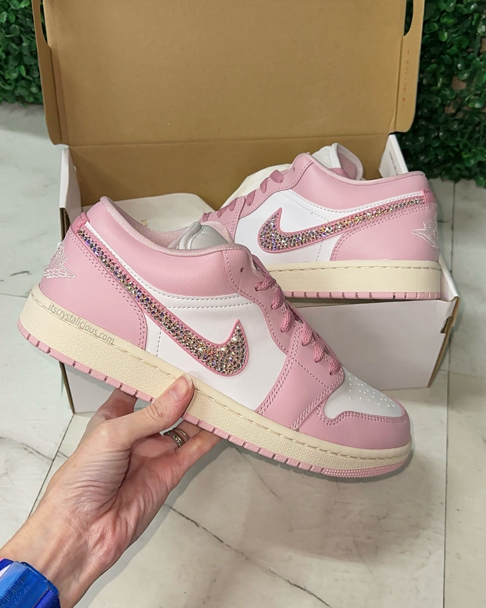 Jordan 1 - Elemental Pink * - It's Crystalicious®