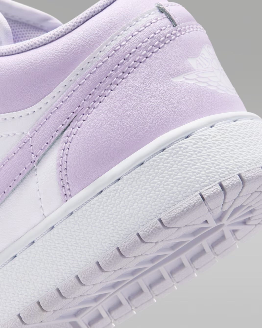 Jordan 1 - Violet Mist/Crystals - Lows* - It's Crystalicious®