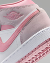 Jordan 1 - White/Pearl Pink - Mids*