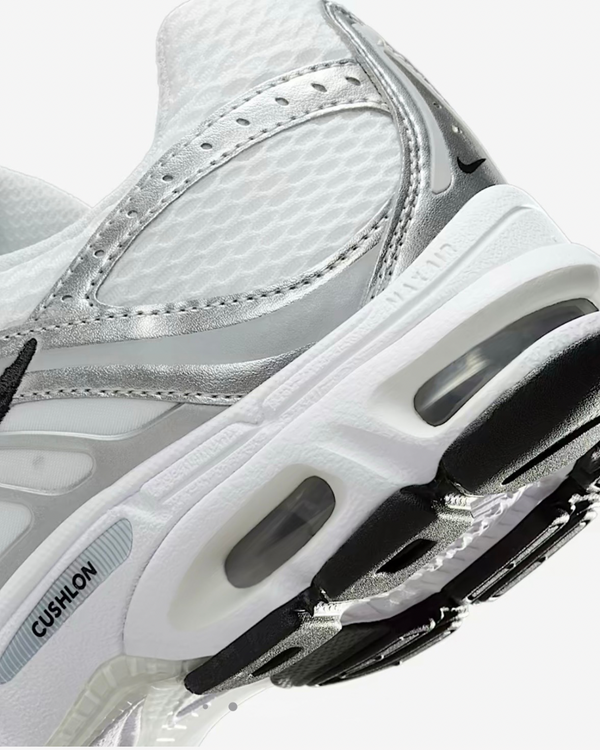 Crystal Nike Air Max Moto 2K - White *