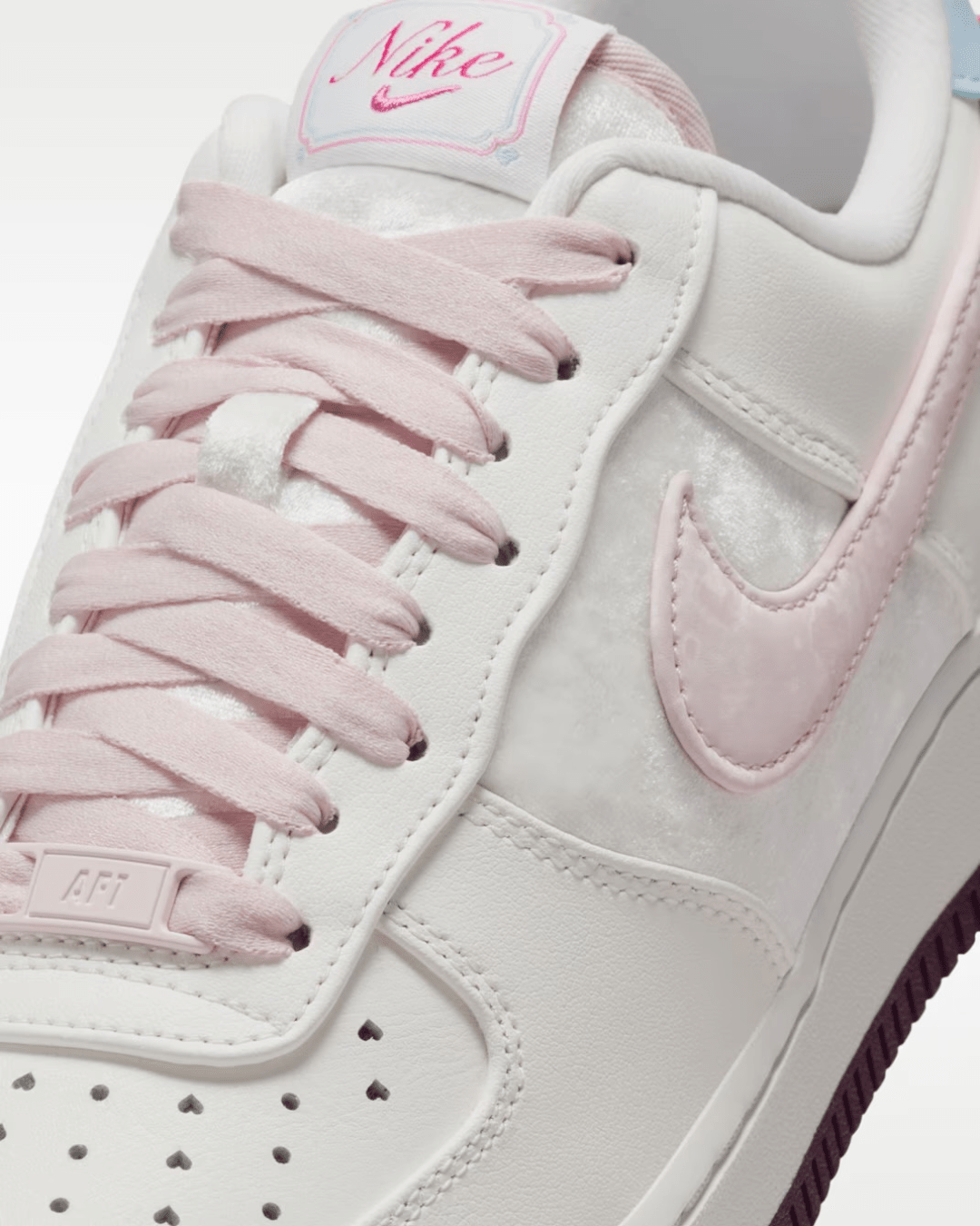Nike Air Force 1 - Valentines Velvet - It's Crystalicious®