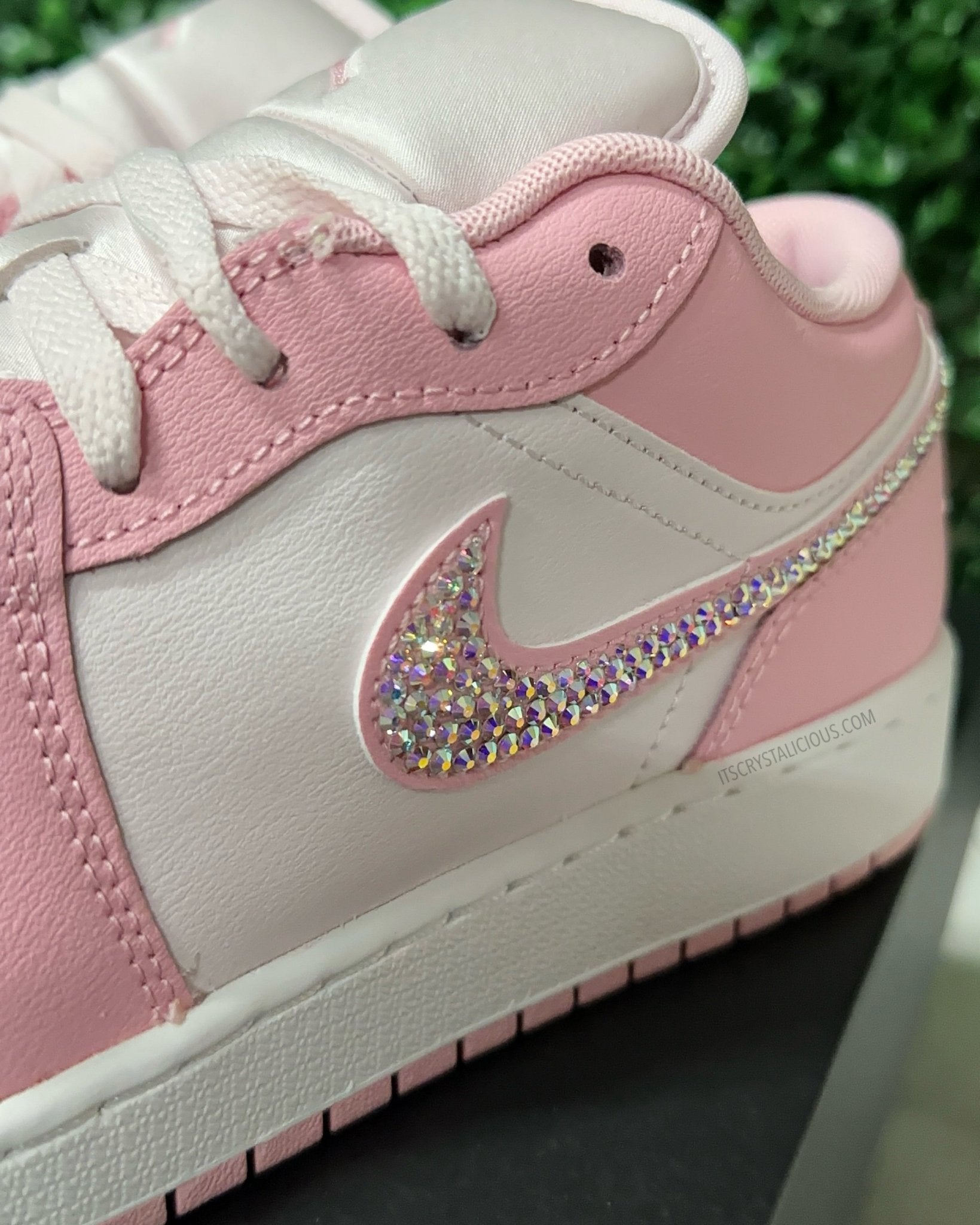 Jordan 1 - White/Pearl Pink/Crystal AB - Lows* - It's Crystalicious®