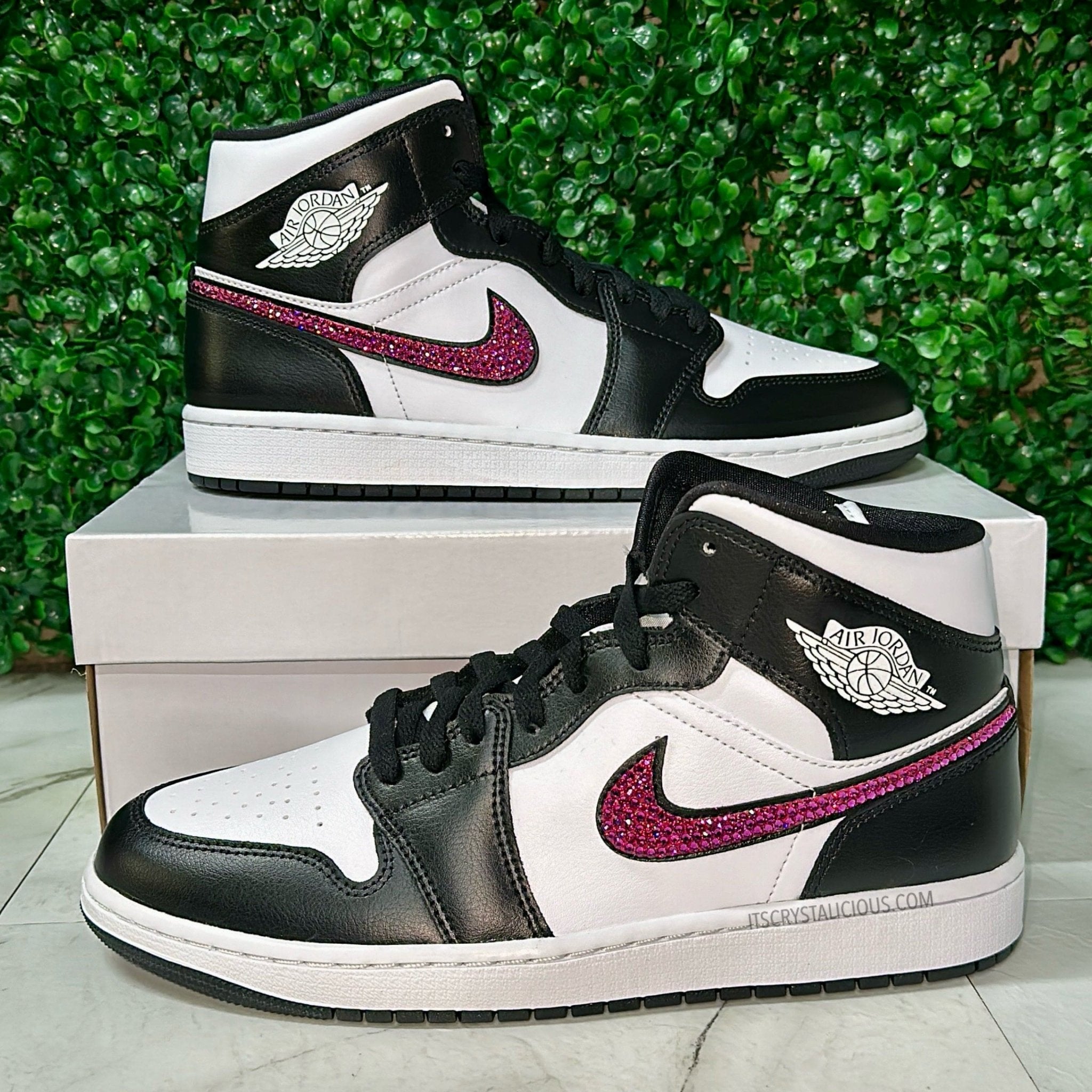 Jordan 1 - Panda/Fuchsia - Mids* - It's Crystalicious®