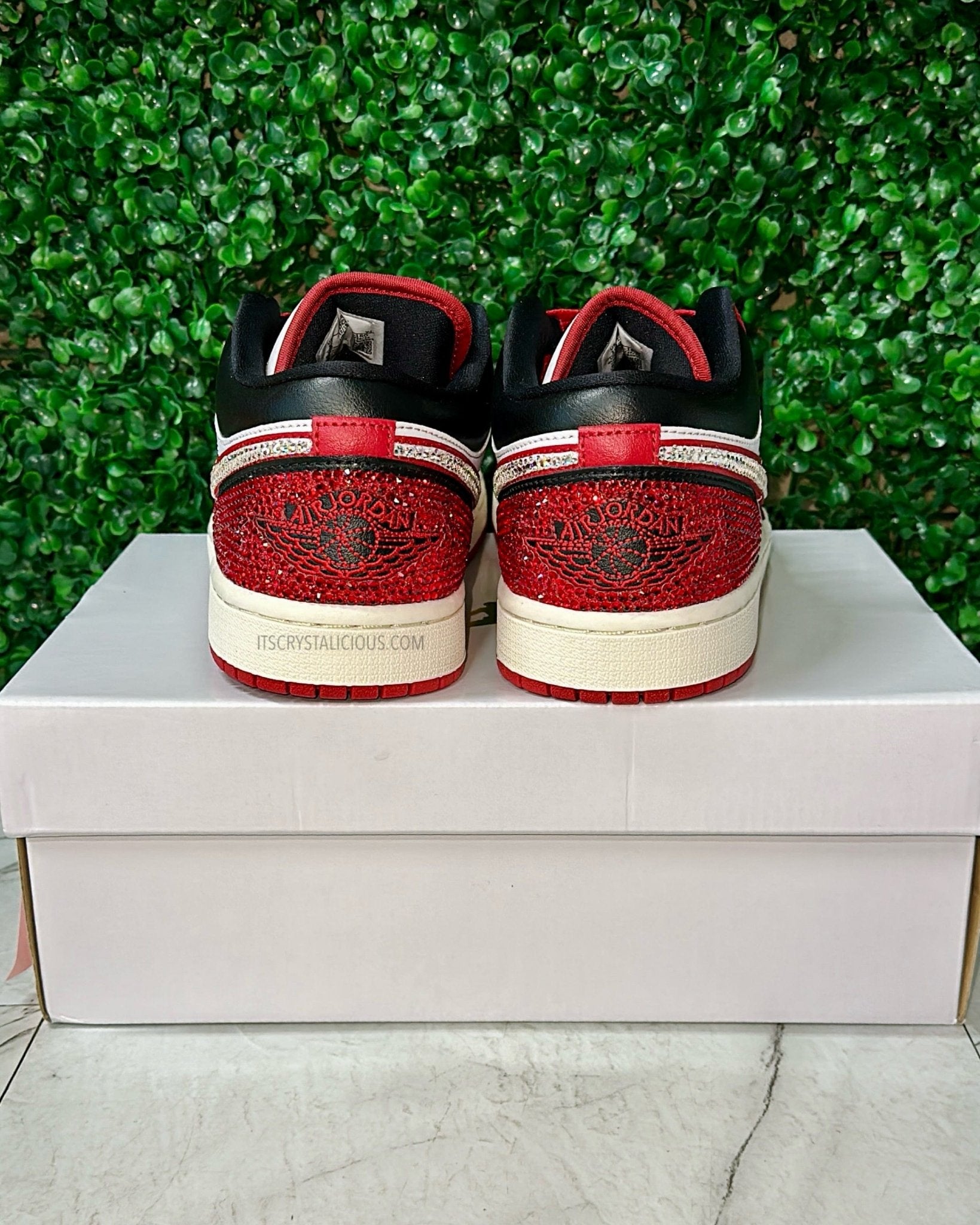 Jordan 1 - Gym Red/Crystal/Lt Siam * - It's Crystalicious®