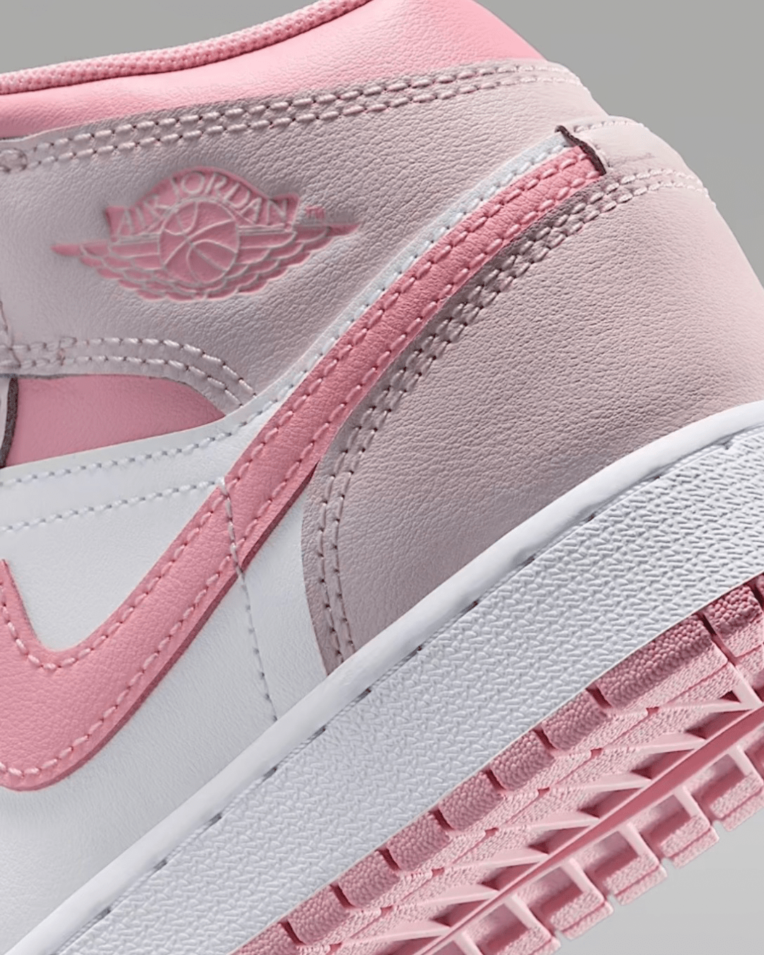 Jordan 1 - White/Pearl Pink - Mids* - It's Crystalicious®