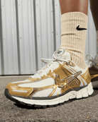 Nike Zoom Vomero 5 - Gold * - It's Crystalicious®