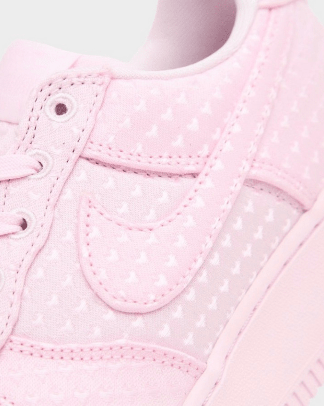 Nike Air Force 1 - Valentines Day Hearts - It's Crystalicious®